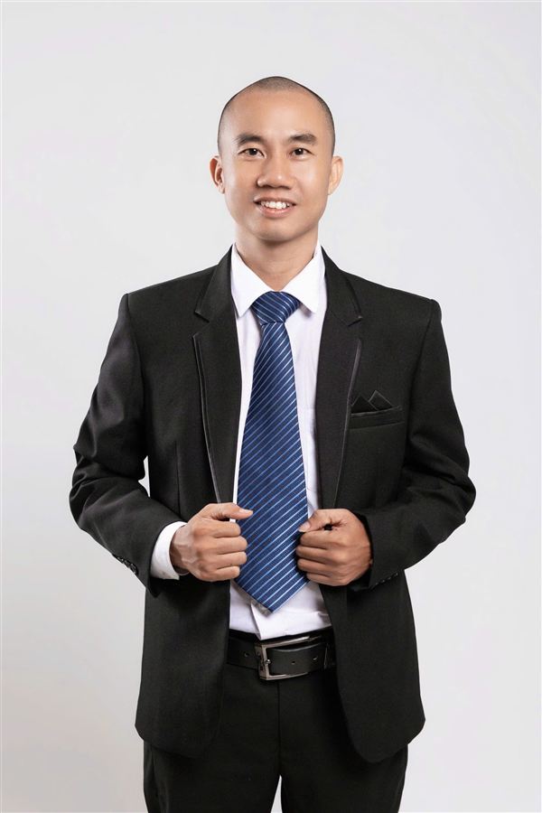 Chân dung Nguyễn Hoàng Ân, Life Coach và Mentor